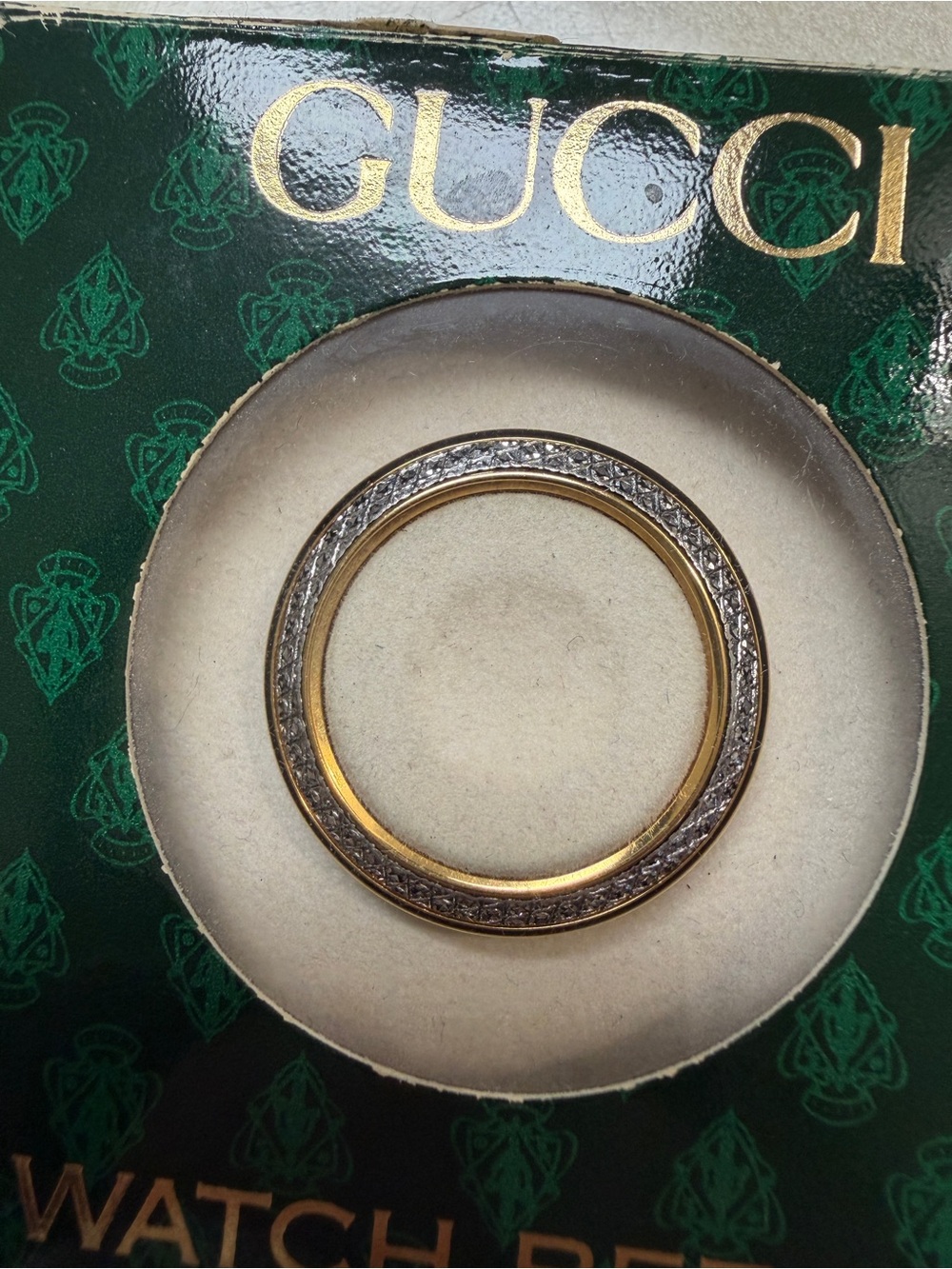 Rare Gucci Diamond-Cut Watch Bezel Two-Tone Gold/Silver in Original Box - Picture 2 of 4